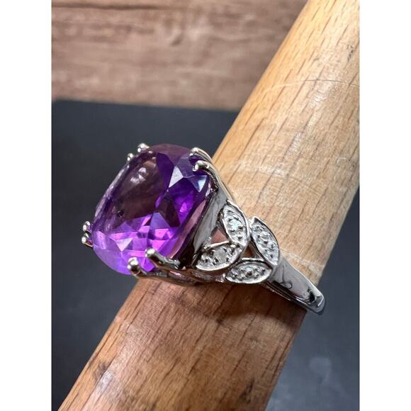 Amethyst and diamond sterling silver ring size 7 - Picture 8 of 16